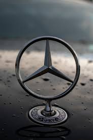 S'Korea fines Mercedes-Benz $33.48bn for rigging diesel car emissions
