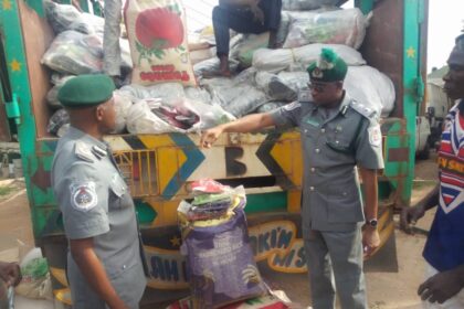 Agents accuse Customs of breaking law
