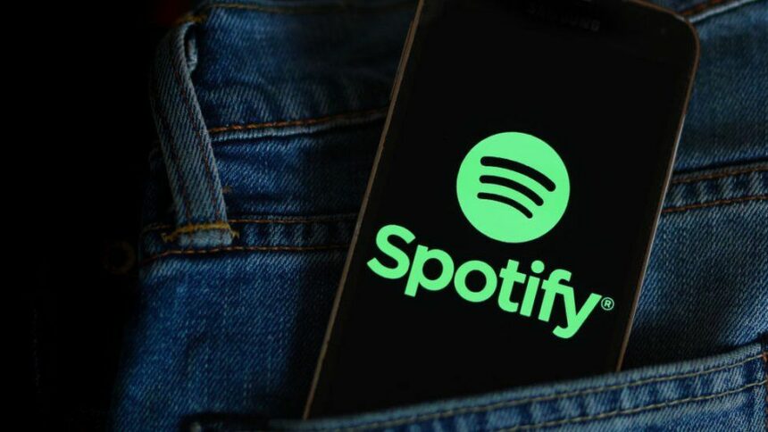 Spotify removes song lyrics option for free users